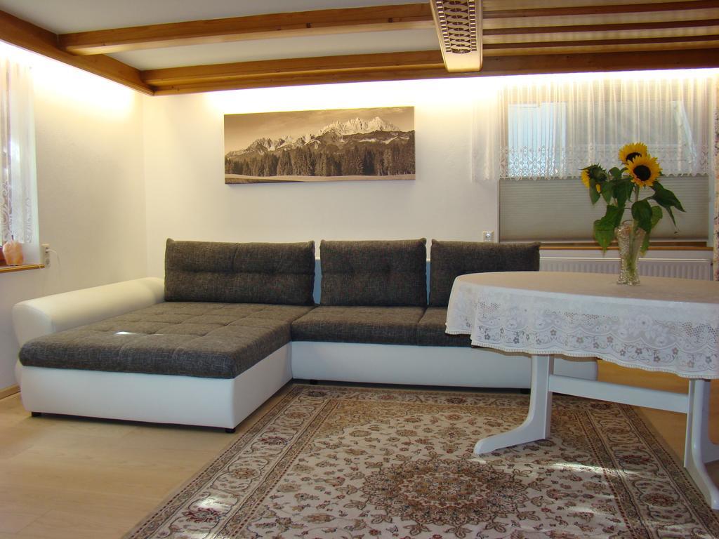 דירות אוברנדורף אין טירול Haus Waldrand מראה חיצוני תמונה